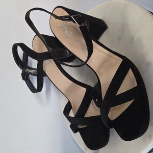 Black Strappy Heels Like New Size 9.5